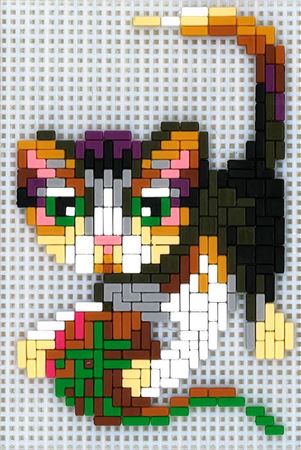 Stickit-Pixel Kätzchen mit Knäuel