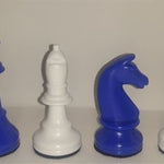 Schachfiguren weiss/blau KH 93 mm mit Filz