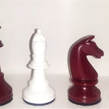 Schachfiguren weiss/rot KH 93 mm mit Filz