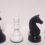 Schachfiguren weiss/schwarz KH 93 mm mit Filz